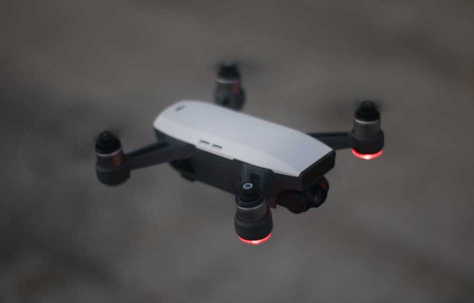 A DJI Spark drón piacvezető a kezdő drónok között